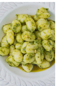  Gnocchi di Patate con PestoGnocchi di Patate con Pesto: A Delicious Italian Comfort Food