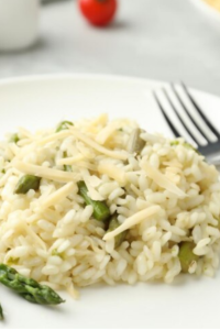 Riso con AsparagiRiso con Asparagi: A Delicious Italian Risotto with Asparagus