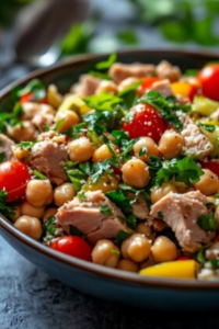 Insalata di Tonno e CeciInsalata di Tonno e Ceci (Tuna and Chickpea Salad) Introduction #zenzeroelimone #insalataditonnoececi #insalataditonnoececi #tonnofresco #tonnomarinato #tonnomarinatoallasoia #passionecucina #foodblogger #foodlovers #food #foodporn #foodpornography #blogger #bloggergiallozafferano #giallozafferanoricette #giallozafferano