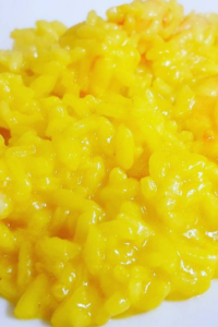 Risotto con Zafferano#grandeclassico #risottoconzafferano #risottogiallo #giallozafferano #topchef #toprestaurant #zafferanza #zafferanodellabrianza #yummy #tasty #bellacernusco #LocalGuides #OnGoogleMaps Risotto con Zafferano (Saffron Risotto) Recipe Guide