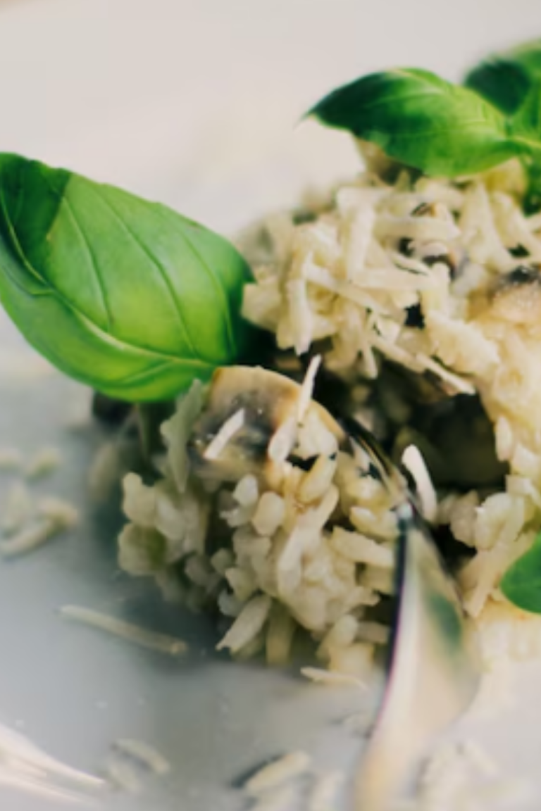 Risotto con Limone e Basilico Risotto con Limone e Basilico: A Refreshing Italian Delight