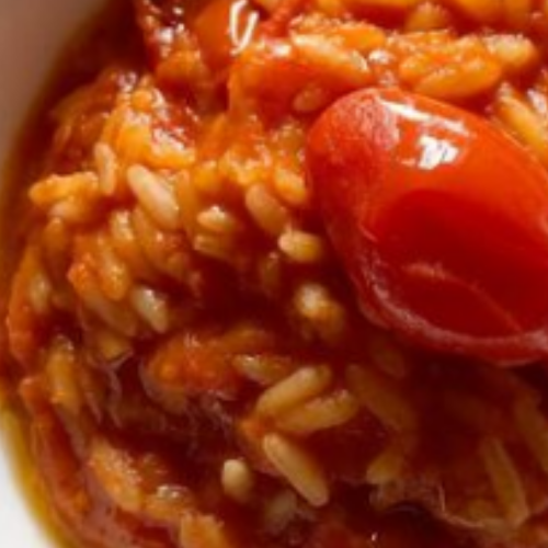 Riso al Pomodoro #risoalpomodoro #rice #tomato #foodie #foodpic #cook #vesuvio #cooking #tomatorice #foodblogger #foodblog #foodphotography #chef #cheflife #piennolodelvesuvio #sud #chefonistagram #masterkitchen Riso al Pomodoro Recipe Guide