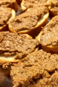 Crostini con Fegatini#crostini #crostinitoscani #crostiniconfegatini #antipasto #fegatinidipollo #cucinatoscana #crostinitoscani #crostiniconfegatini #sedano #carote #cipolle #passata #prezzemolo #aglio #vinsanto #capperi #acciughe #panetostato #cuisiner #gen_in_cucina #food #cookingathome #ricettaoriginale #foodporn #foodphotography #cibo #gusto #instagram #instacucina #instagood #instatoscana #instacuisiner #instayou Crostini con Fegatini: A Step-by-Step Recipe Guide