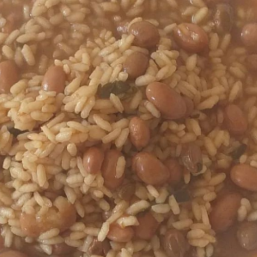 Risotto con Fagioli #risottoconfagioli #riso #risotto #risotti #risocarnaroli #carnaroli #rice #ricette #fagioli #beans #legumi #primipiatti #primipiattiitaliani #italianfood #italy #love #nutrizionista #nutrizione #nutrition #pranzo #lunch #delicious #yummy #healthyfood #risotto #risottoconfagioli #fagioli #cremoso #basilico #dalproduttorealconsumatore #gustosa #sublime #scioglievolezza #chebontà #cooking #amoreperlacucina #fattoincasa #myfamily #ilovecooking #food #good #istagram #istagood #istaphoto #istalike #photography #food #foodblogger #cucinaitaliana #ilovecooking #ilovecookingformyfamily Risotto con Fagioli: A Cozy Italian Classic