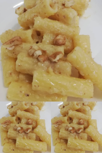 Pasta al Sugo di Noci#rigatoni#sugodinoci#pastaalsugodinoci##pastalover#pasta#italianpasta#pastaitaliana#homemade#unmaritochecucina#foodlover#yummi#confortfood#épiaciutoanchealei#healthyfood#gnam#cena#piattoricco#piattounico#italianfood#cucinaitaliana#cucinatradizionale#piattitipici#cucinacasalinga#pastasciutta#mangiarebene#mangiaresano#lhofattoio #pasta #pastarecipe #pastas #pesto #pestogenovese #pansotti #pastaalpesto #pansoti #sugodinoci #pestopasta #foodporn #foodlovers #foodstyling #foodphotography #tastyfood #tasty #taste #italiantaste #genova #liguriagram #genovese #genovamorethanthis #pastafresca #pastatime #lunchtime #pastaalsugodinoci #pansotialsugodinoci Pasta al Sugo di Noci: A Nutty Italian Delight