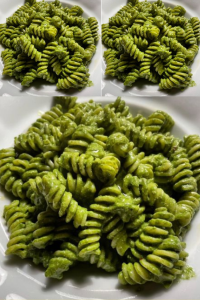 Pasta con Salsa di Rucola (Pasta with Arugula Sauce)