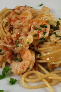 Pasta con Gamberoni: A Delightful Italian Dish