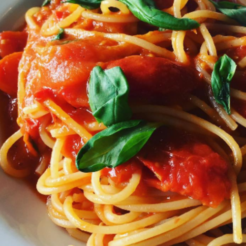 #Spaghetti al Pomodoro e Basilico #Spaghetti al Pomodoro e Basilico: A Taste of Italy