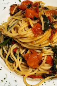 Spaghetti con Pomodorini e Basilico